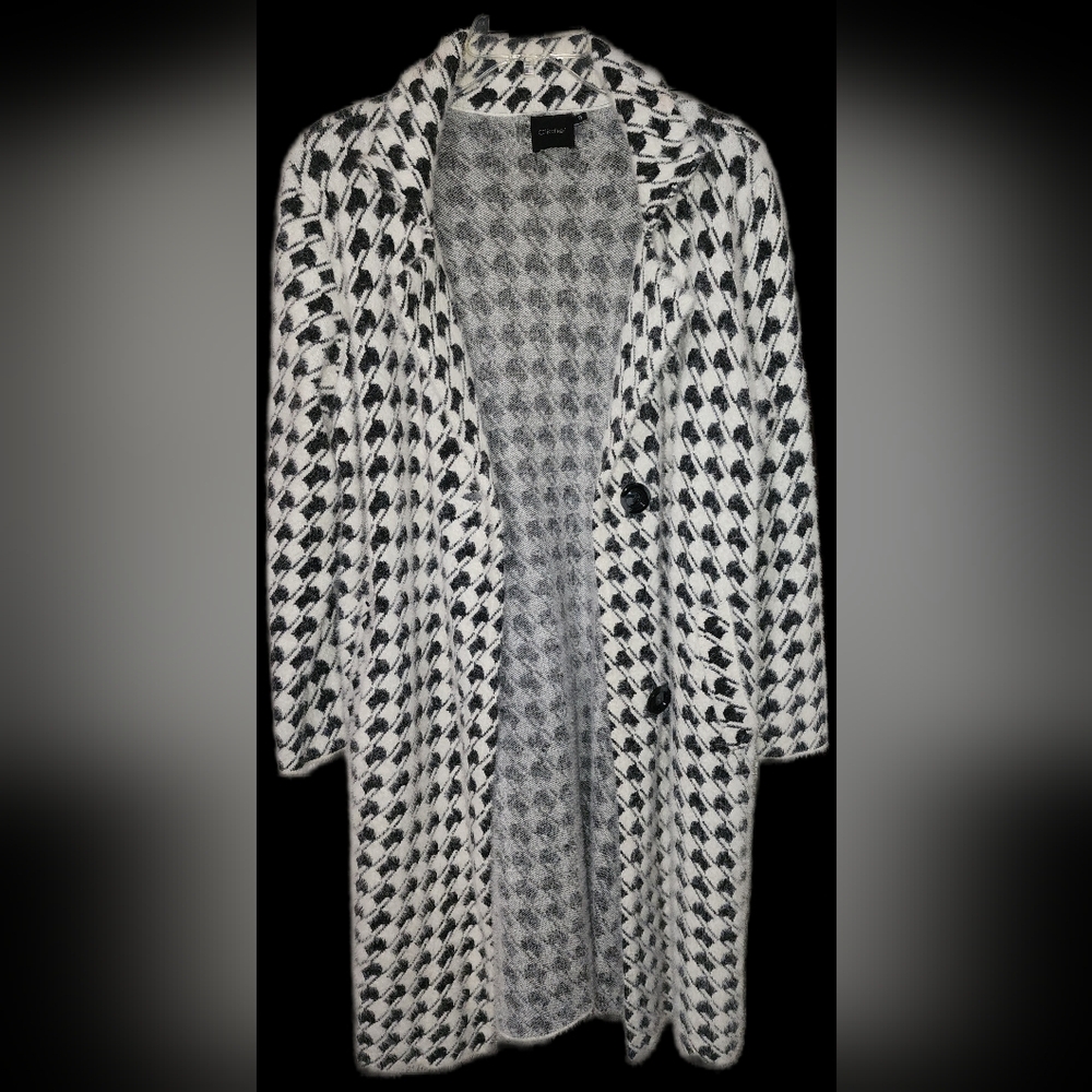 Black and White Houndstooth Coat